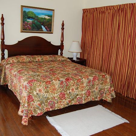 Inn At Shaw Park Gardens & Waterfalls Ocho Rios Dış mekan fotoğraf