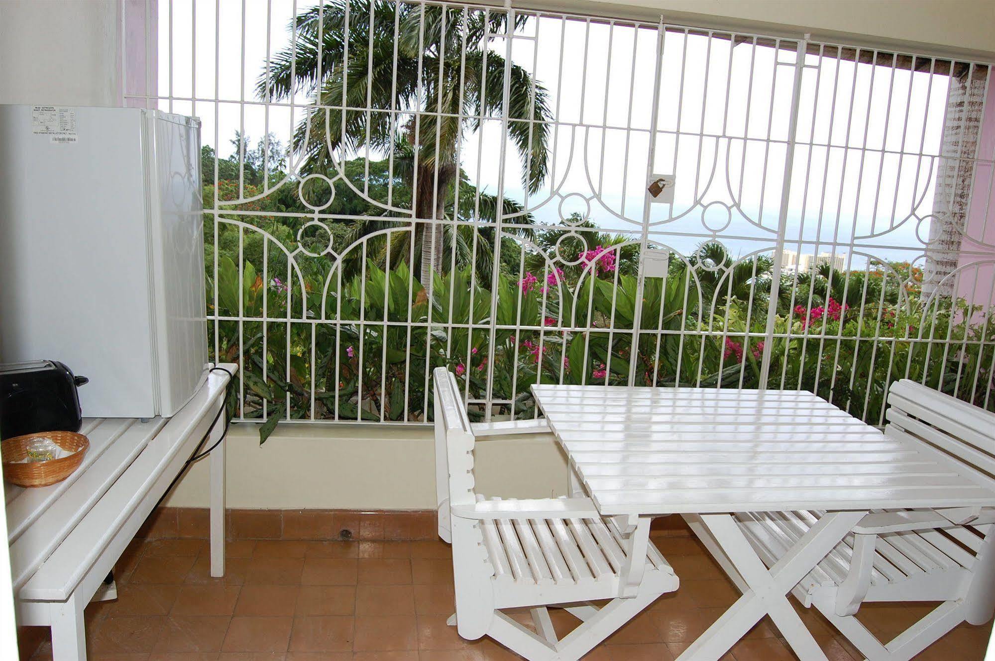 Inn At Shaw Park Gardens & Waterfalls Ocho Rios Dış mekan fotoğraf