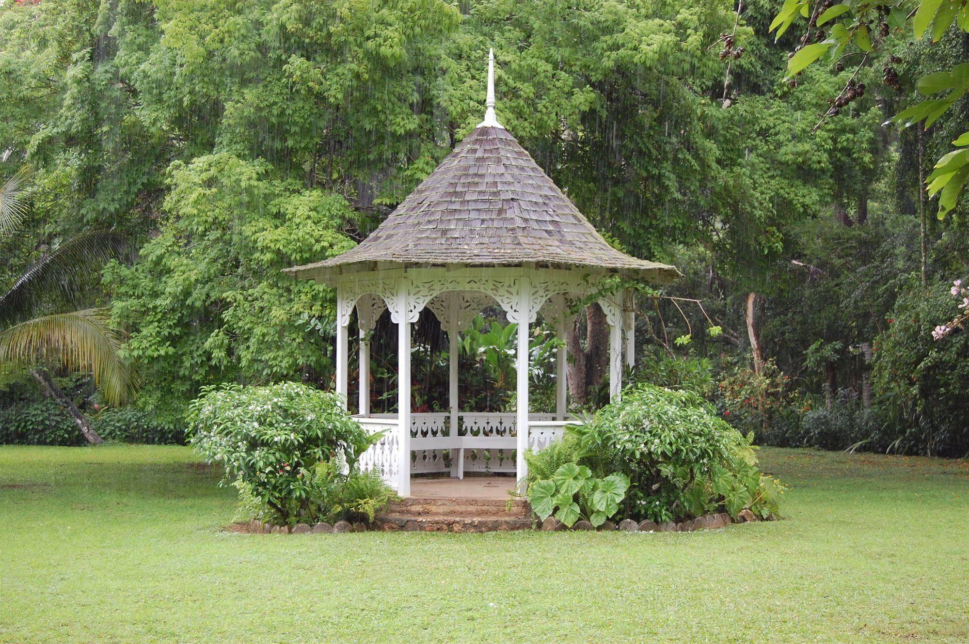 Inn At Shaw Park Gardens & Waterfalls Ocho Rios Dış mekan fotoğraf
